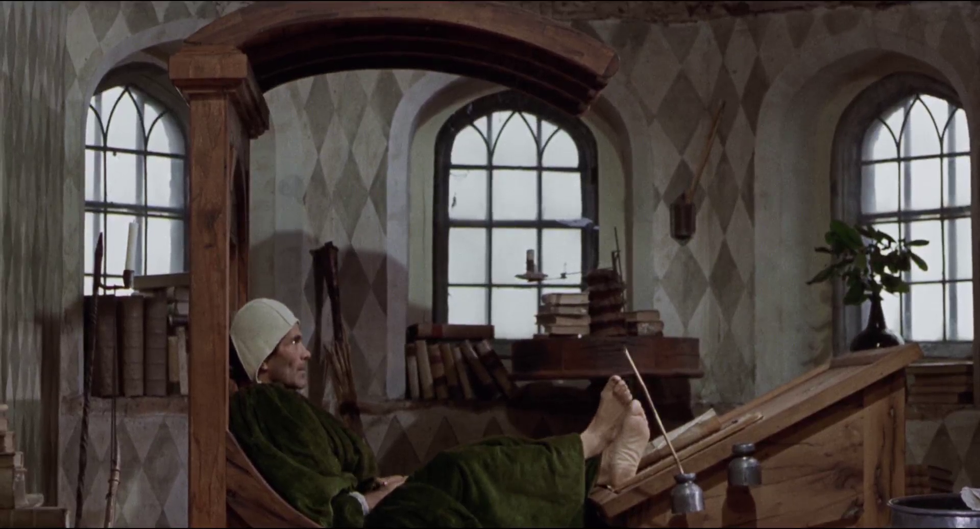 vlcsnap-2020-04-24-07h32m27s756